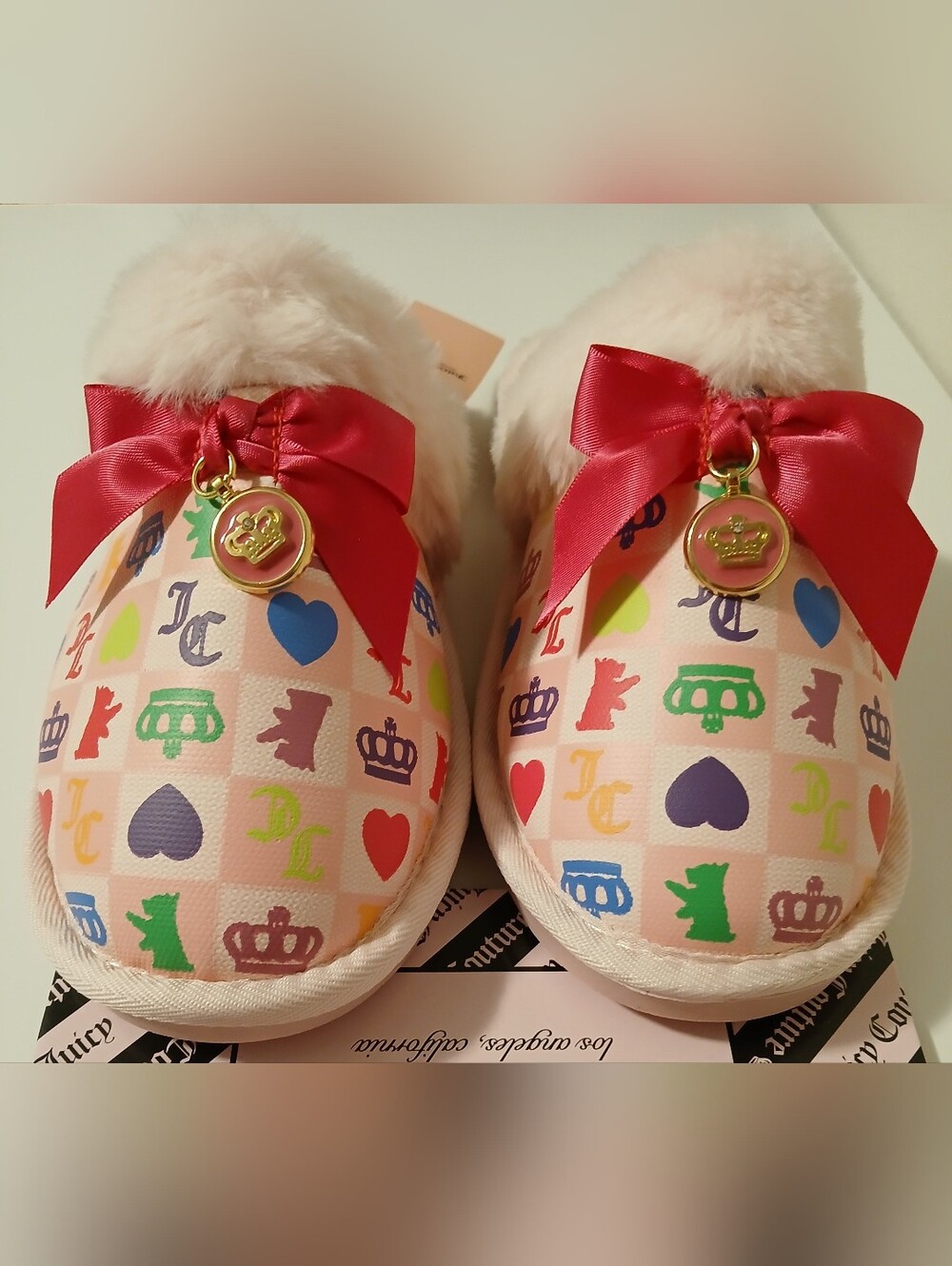 NWT Juicy Couture Pink Slip On Fuzzy Slippers - Picture 5 of 12